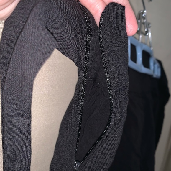 Shorts - Picture 2 of 3